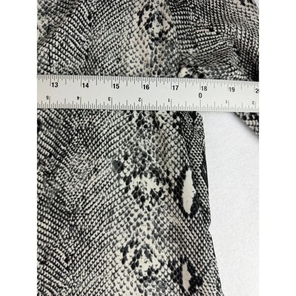 J. Crew Snakeskin Print Blouse Top Button Front Long‎ Sleeve Womens